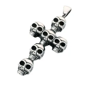 Colgante de cruz de estilo punk gótico en acero inoxidable con varios cráneos para hombres