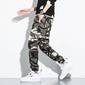 Men's camouflage cargo pants with multi-pockets and jogger cuffs street style