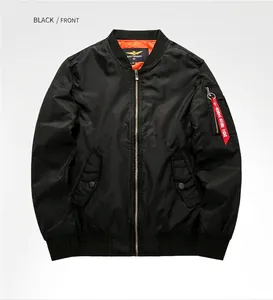 Chaqueta bomber MA-1 negra para hombre con forro naranja y bolsillo útil en manga