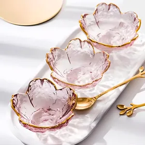 Japanese Style Sakura Shaped Tempered Glass Sauce Dish Pink Hammered Texture Seasoning Plate With Gold Rim For Kitchen Tableware