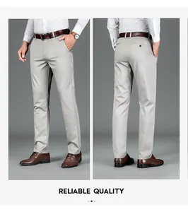 Viste dettagliate fronte e retro di pantaloni casual da uomo per il business.