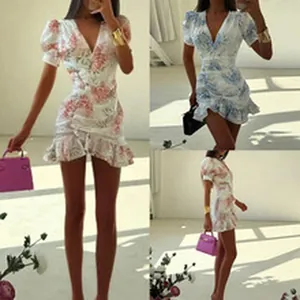 Elegant floral V-neck puff sleeve mini dress with ruffled hem and bodycon silhouette