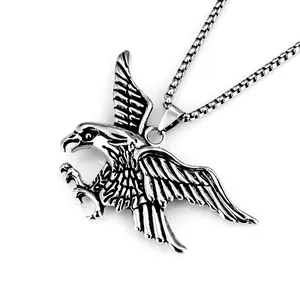 Vintage Stainless Steel Eagle Pendant Necklace For Men Punk Rock Alloy Flying Eagle Robot Snake Animal Pendant Jewelry Necklace