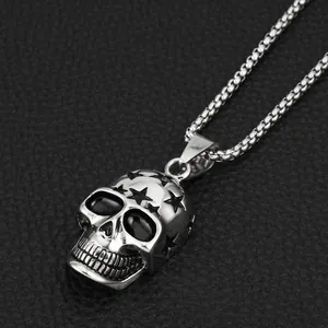 Hip hop skull pendant necklace with star patterns, titanium steel jewelry for men and women.