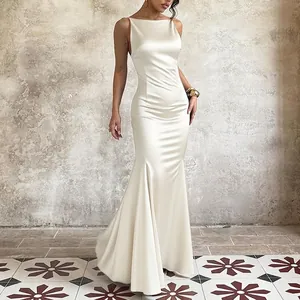 Robe de soirée sirène élégante en satin avec col bateau et dos nu pour banquet