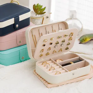 Portagioie portatile minimalista da viaggio con scomparti per anelli e orecchini