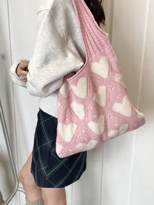 Stylish large capacity fresh pink heart pattern knitted shoulder bag for women 2024