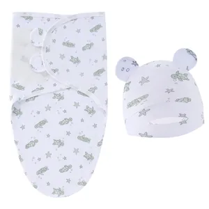 Nid d'ange et bonnet pour nouveau-né avec motifs imprimés tortues et étoiles de mer