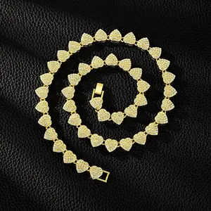 Elegant Pave Rhinestone Heart Jewelry Set For Women Sparkling Zinc Alloy Electroplated Necklace Bracelet Fashion Accessory