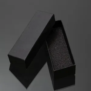 Elegante confezione regalo nera con inserto in schiuma per gioielli o portachiavi