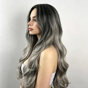 Longue perruque synthétique ondulée dégradée noir et gris avec boucles naturelles