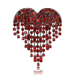 Koreanische Luxus Legierung Herz Strass Fransen Brosche Pin Für Damen Elegante Herzförmige Quaste Anstecknadel Hochzeit Schmuck Zubehör