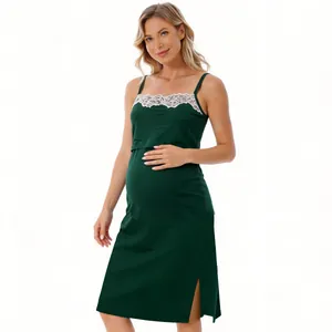 Camicia da notte premaman per allattamento verde scuro con pizzo e spacco laterale