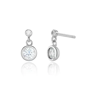 Elegant S925 sterling silver stud earrings with round cubic zirconia drops and reflection.
