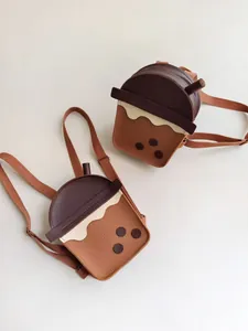 Kreativer Kinder-Rucksack aus PU-Leder in Form eines Boba-Milchtees in Mokka-Braun