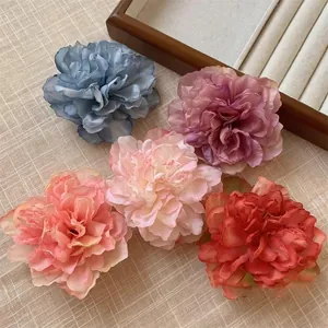 Pinces à cheveux vintage en soie de pivoine faites à la main pour coiffures rétro élégantes