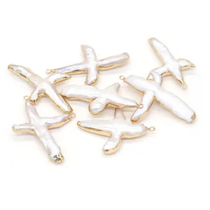 Pendentifs croix en perles d'eau douce naturelles avec bords dorés pour bijoux DIY