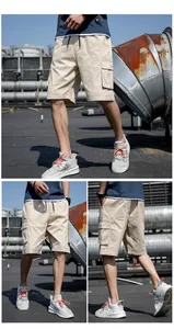 Vues détaillées de shorts cargo kaki pour hommes avec coupe ample et multiples poches