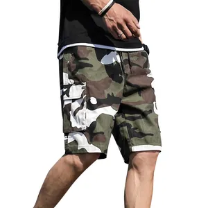 Short cargo camouflage ample pour homme avec grandes poches latérales pour l'été