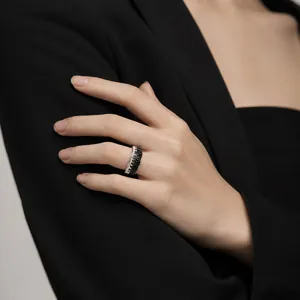 Elegant 8mm stainless steel 5-row black and white crystal ring for women on hand model