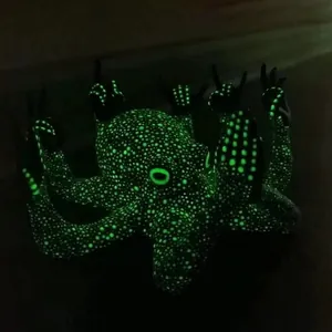 Luminous green glow-in-the-dark octopus resin figurine for garden patio landscape decoration