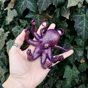 Realistic purple resin octopus figurine garden landscape decoration with unique spotted texture