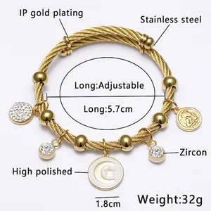 Vue détaillée du bracelet en acier inoxydable plaqué or 18K avec dimensions