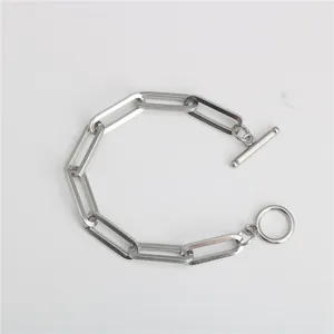 Bracelet chaîne à maillons trombone en acier inoxydable avec fermoir à bascule chic