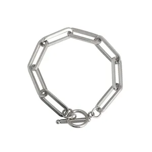Bracelet chaîne trombone en acier inoxydable argenté avec un fermoir à bascule OT classique