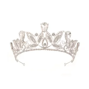 Elegant silver baroque bridal tiara with sparkling crystal rhinestones for wedding accessories