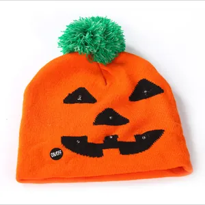 Halloween LED light-up knitted beanie with Jack-o'-lantern pumpkin face design