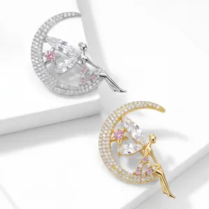 Squisite spille angelo e luna in argento e oro con micro-pavè di zirconi cubici