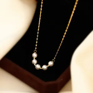 Elegant Smile Design Artificial Pearl Pendant Necklace For Women Copper Electroplated Minimalist Gold Silver Clavicle Chain Jewelry
