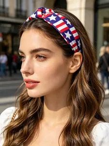Bandeau croisé élégant pour la fête de l'Indépendance avec motif drapeau américain à étoiles.