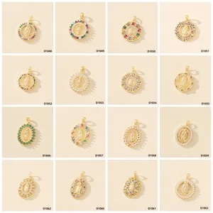 Ciondolo Moda in Zirconia Micro-intarsiato per Donna Rame Placcato Oro Farfalla Serpente Croce Accessori Catena Religiosa