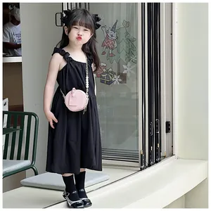 Elegante bolso bandolera redondo rosa de piel sintética para niña con perlas