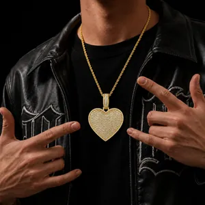 Iced out iced gold heart pendant with baguette zircons rope chain men's necklace