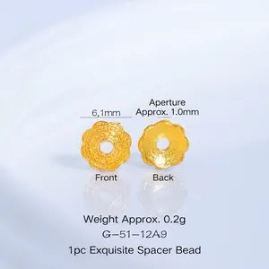 Détail de l'intercalaire fleur en or 6,1 mm montrant l'avant et l'arrière avec dimensions.