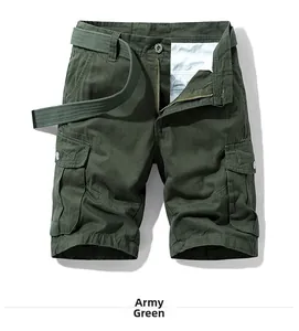Detailansicht der olivgrünen Herren-Cargoshorts mit vielen Taschen und Gürtel