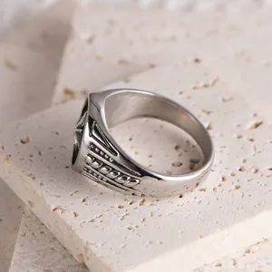 Retro style Union Jack pattern titanium steel signet ring for men's fashion jewelry