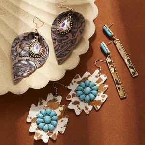 Vintage Printed Leather Leaf Earrings For Women Bohemian Leopard Geometric Pattern Rhinestone Inlaid Drop Earrings Fashion Jewelry Gift