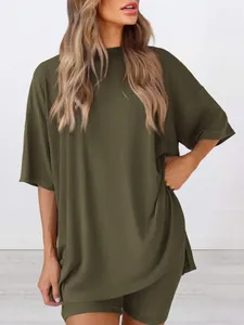 Women's oversized olive green two-piece casual pajama set with a ribbed texture finish.