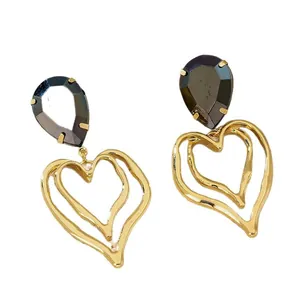 Elegant fashion heart drop earrings with dark waterdrop gemstones and gold plating