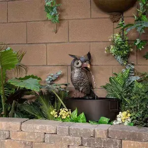 Fontana da giardino a forma di gufo con pompa di ricircolo per decoro da esterno