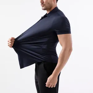 Polo homme bleu marine haute élasticité, coupe ajustée pour un style business casual.