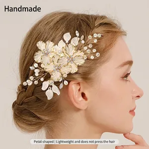 Pince À Cheveux Fleur À La Main Avec Künstliche Perles Et Strass Accessoire De Mariage Mariée Fête Style Fée Pour Femmes