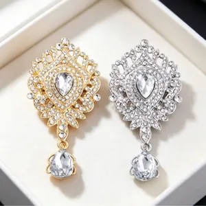 Broches couronne vintage de luxe avec strass étincelants en finition or et argent