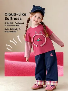 Amila Kinder-Langarmshirt im Fake-Two-Piece-Look mit 3D-Cartoon-Katzenmuster