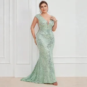 Abito da Sera Plus Size Scollo a V Senza Maniche Paillettes Mesh Patchwork Sirena Elegante Slim Fit Verde Menta Maxi Donna