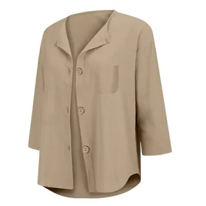 Chemise ample élégante en coton et lin kaki avec manches 3/4 et poche poitrine